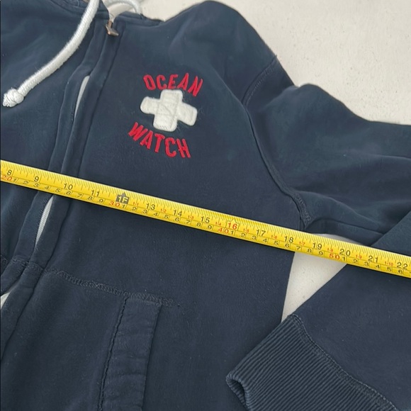 Hollister Navy Hoodie with Red Logo - Picture 7 of 8